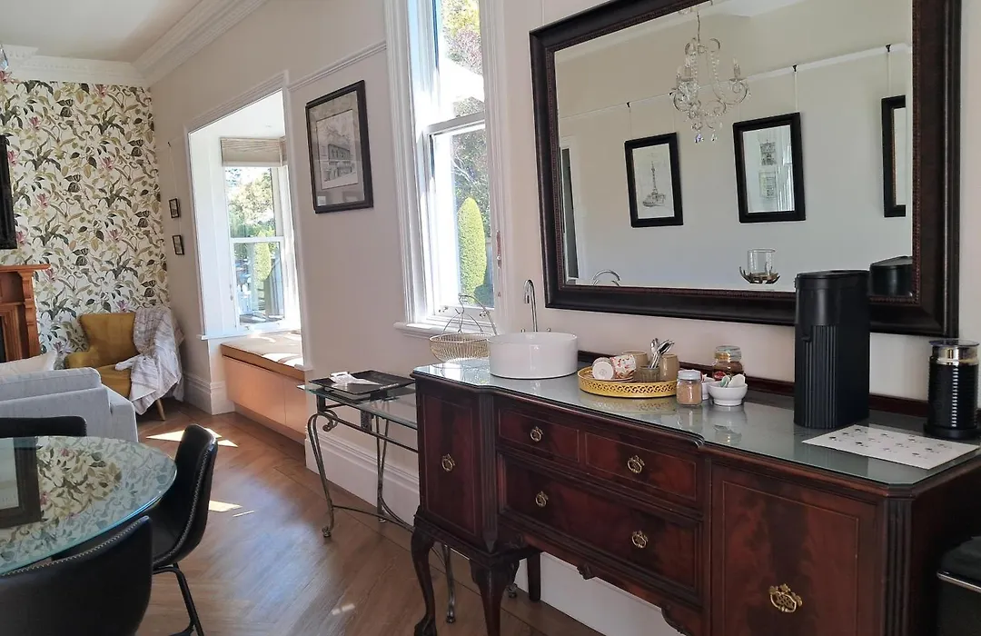 Plane Tree Villa-1